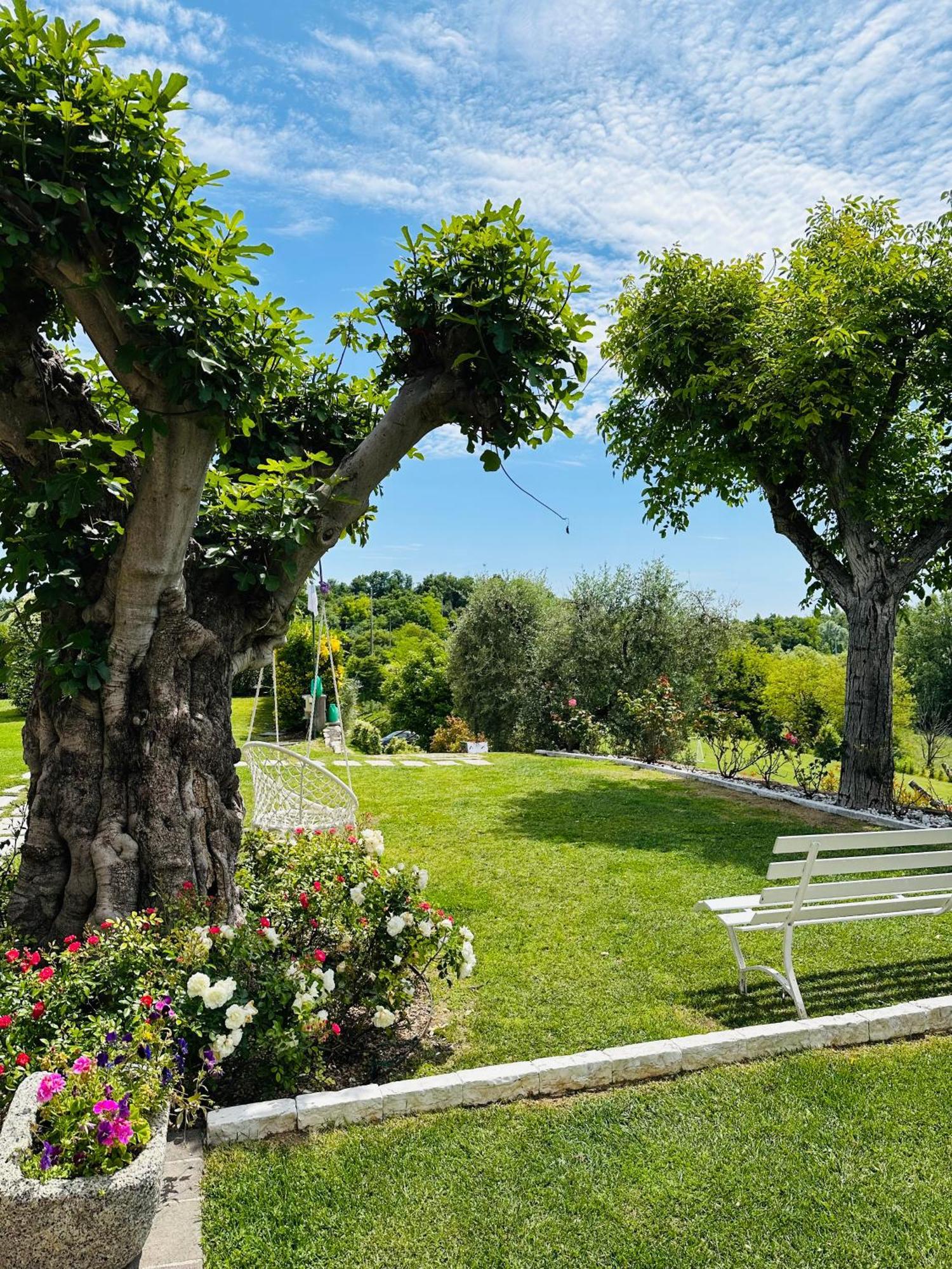 Holiday Home Sovenigo Puegnago Luaran gambar