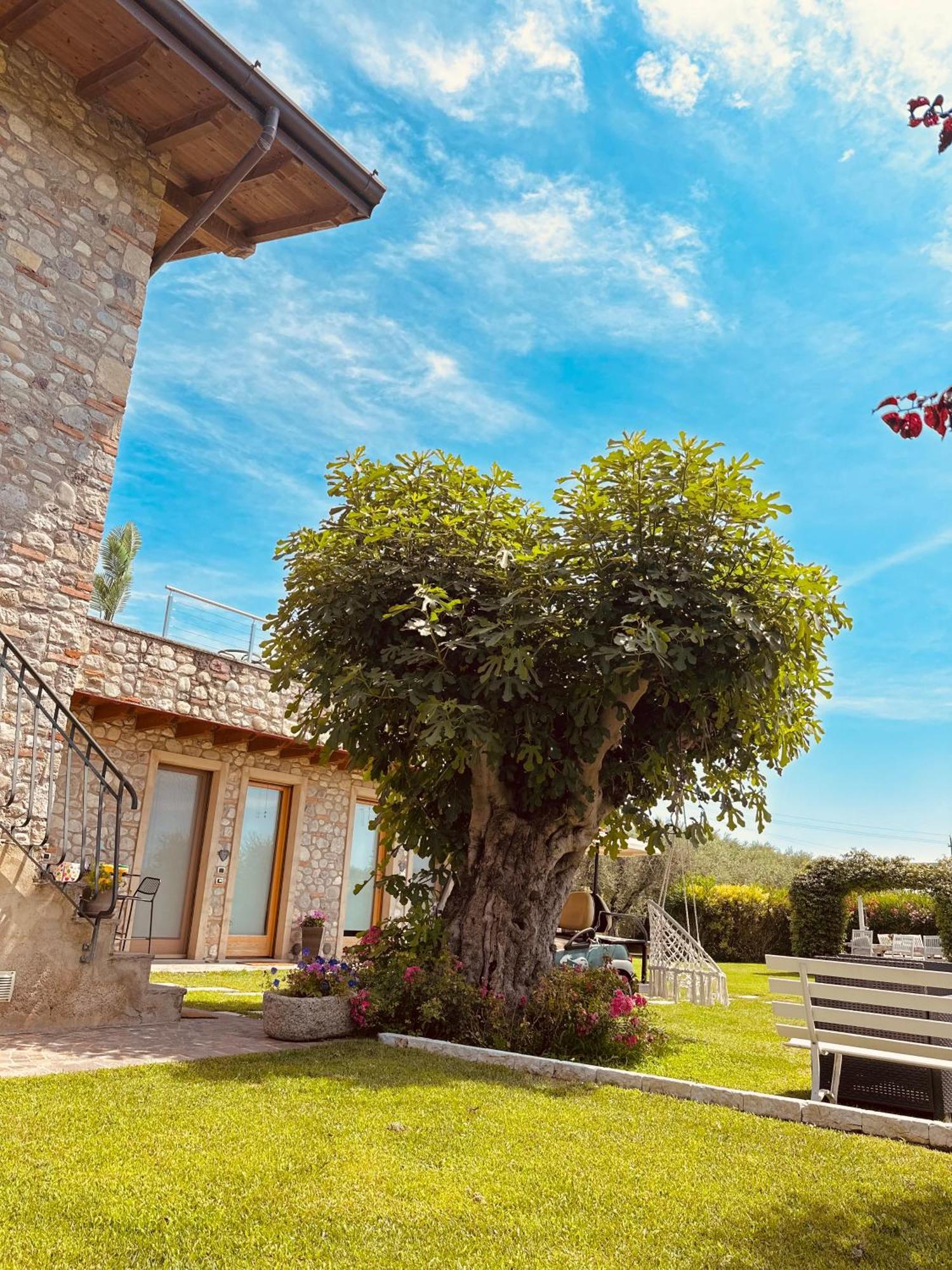 Holiday Home Sovenigo Puegnago Luaran gambar