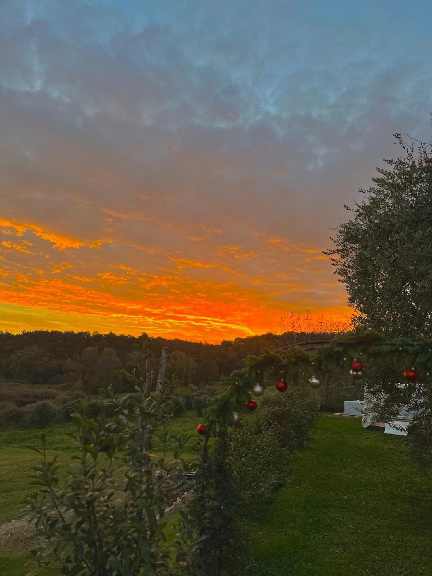 Holiday Home Sovenigo Puegnago Luaran gambar