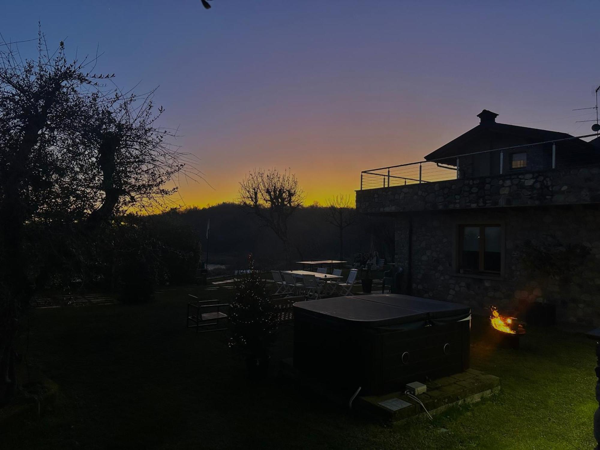 Holiday Home Sovenigo Puegnago Luaran gambar