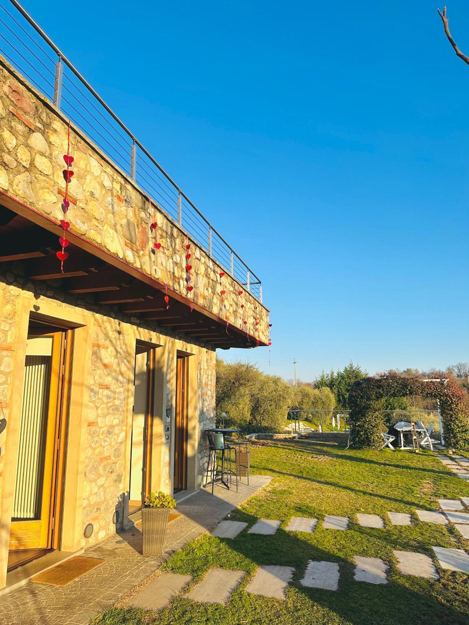 Holiday Home Sovenigo Puegnago Luaran gambar
